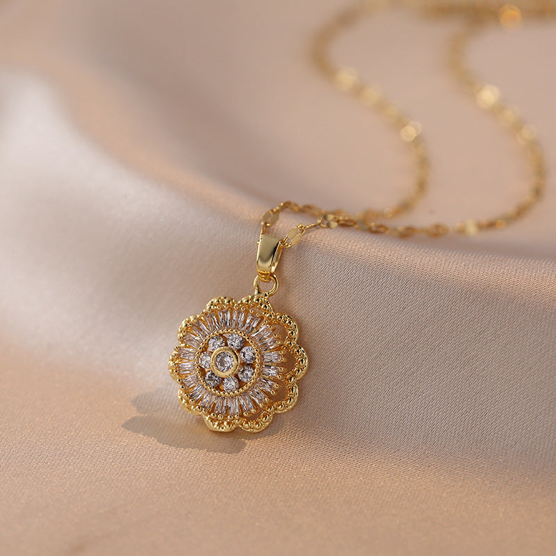 Sunburst Floral Necklace