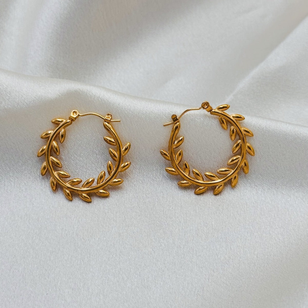 Wreath Earring
