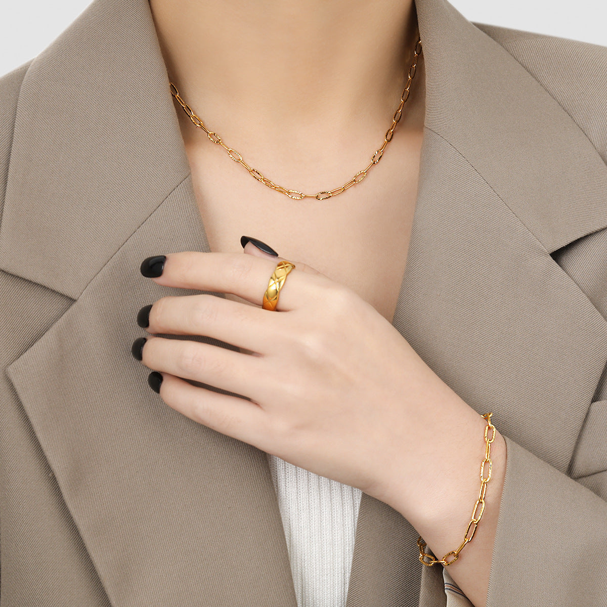 Opulent Orbit Necklace