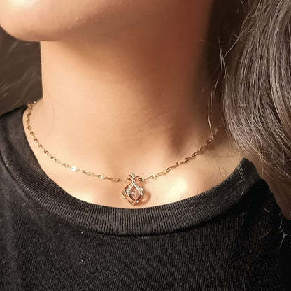 Twinkling Rosebud Necklace